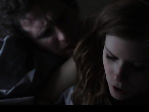 Kate Mara - Doggystyle & Bare Butt - House of Cards s02e01 