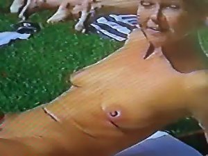 the dream: small empty saggy breasts 99