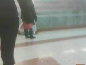 greek teen with perfect ass in tights at a metro station