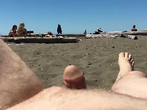 Guy with tiny dick exposes him to girls on the beach