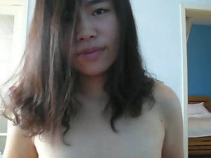 Chinese Sex Slave Lili: cumdog learning new tricks