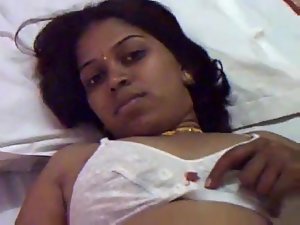 New South Indian Wife Exposed In Town Lover Recorded Her Nude In Hotel Room