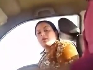 Desi Bhabhi cheating in Car with young caught pakistani aunt