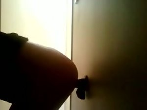Cute handyman gets my mouth and wet wellused cunt